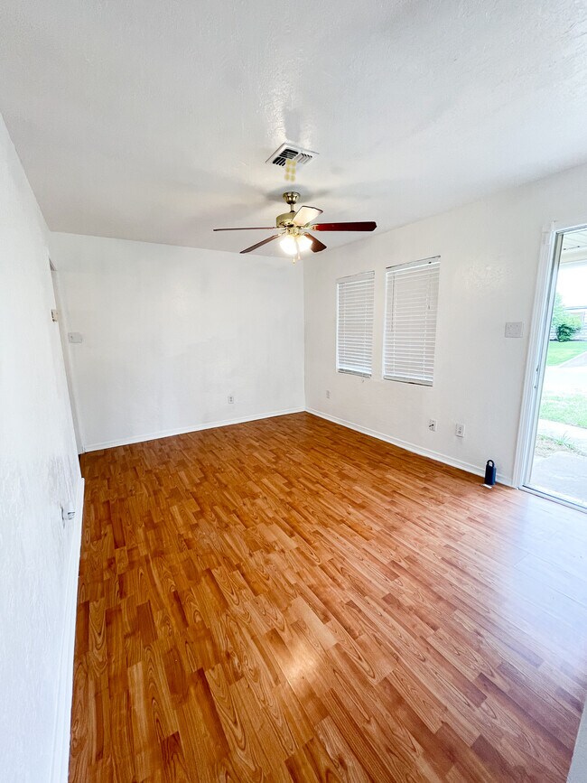 Foto del edificio - 2806 SW G Ave