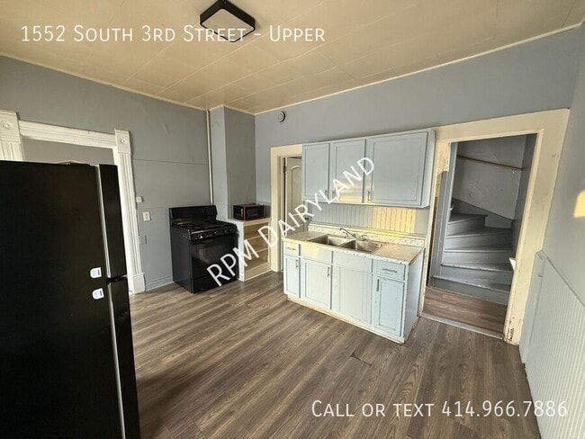 Building Photo - 1552 S 3rd St