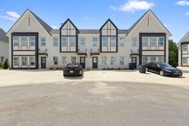 Foto del edificio - 566 Waterpoint Way