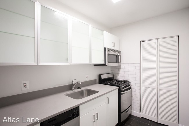 Building Photo - 1 br, 1 bath House - 2623 39th St NW #2