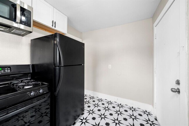 Foto del edificio - 5519 Chapman St