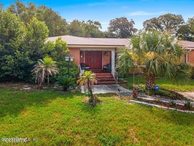 Primary Photo - 4 br, 3 bath House - 1911 Woodleigh Dr W