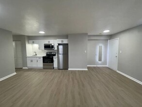 Building Photo - 7047 E 10th St