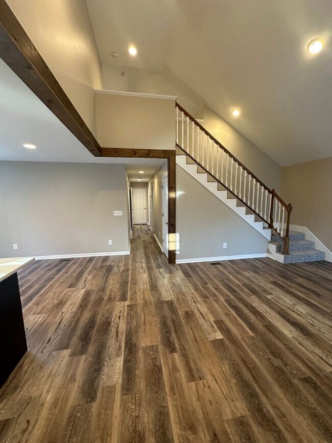Foto del edificio - 3 br, 2 bath House - 109 Warren St.
