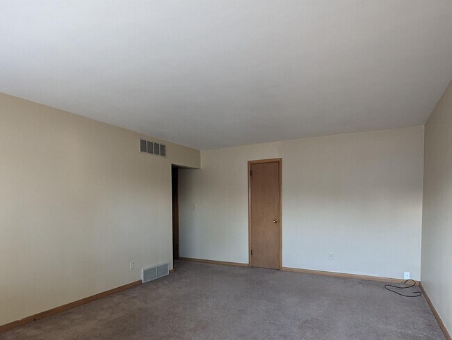 Building Photo - 3506 Harrison Ave