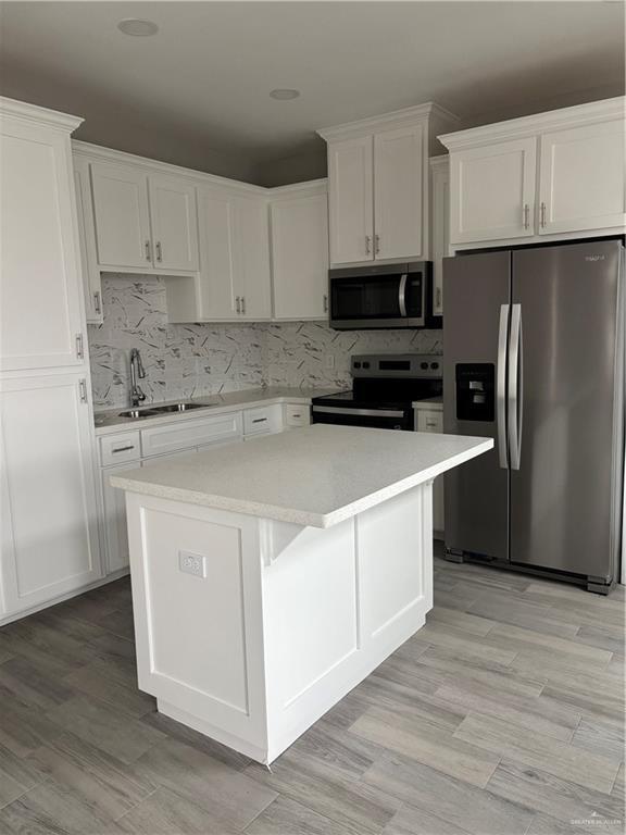 Building Photo - 17 Stark Rd