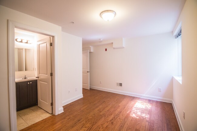 Foto del edificio - 3614 Spring Garden St