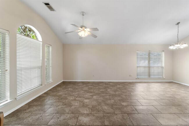 Building Photo - 273 Mesa View