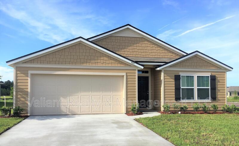 Foto principal - 6824 Hanford St