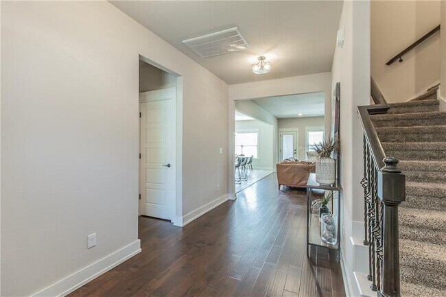 Foto del edificio - 4403 SW Plumley Ave