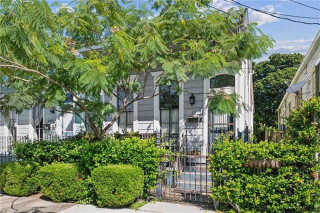 Primary Photo - 2917 Baronne St