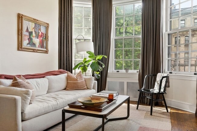 Foto del edificio - 371 Beacon St