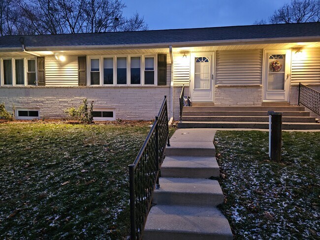 Foto del edificio - 1623 Kettle Cove Ct