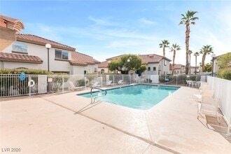 Building Photo - 8028 Desire Dr