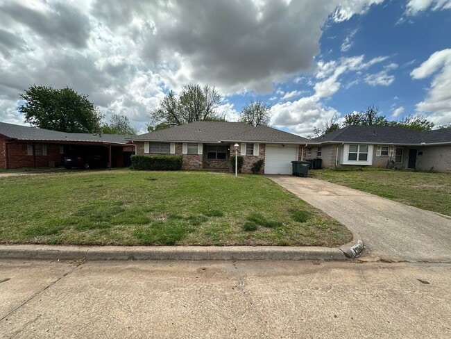 3 Bed, 1.5 Bath, 1 Car garage - 3 Bed, 1.5 Bath, 1 Car garage House