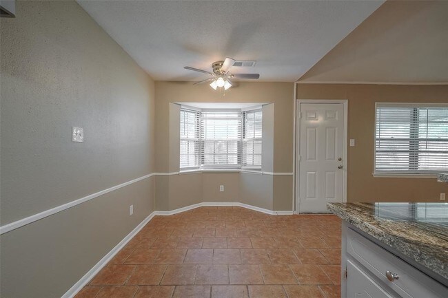 Building Photo - 7234 Brook Stone Dr
