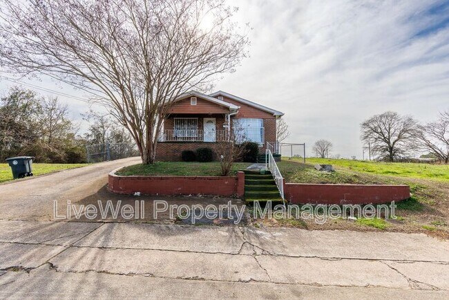 Building Photo - 1213 Lafayette St