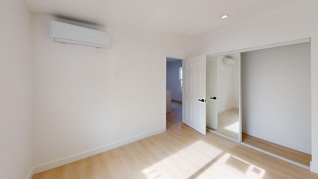 Interior Photo - 3rd St
