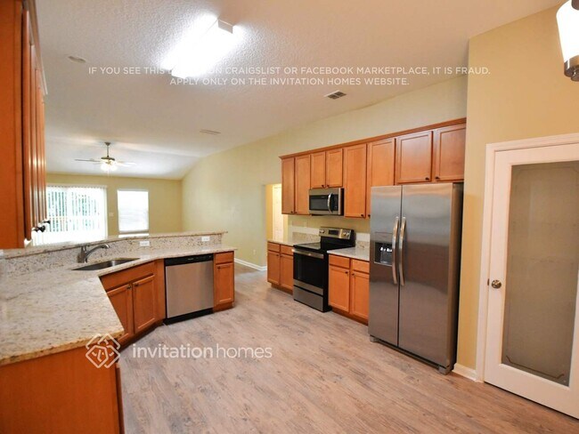 Building Photo - 3023 Bright Eagle Dr