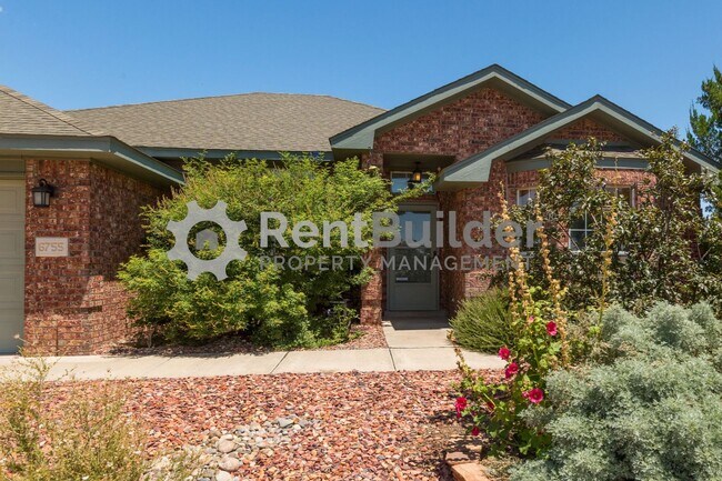 Building Photo - CALL US TODAY AT (505) 808-6467 TO SCHEDUL...