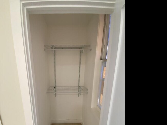 Building Photo - 1 bedroom in Chicago IL 60642