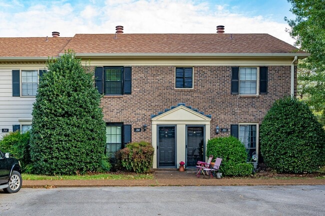 2 bed 1.5 bath townhome for rent in Brentwood! - 2 bed 1.5 bath townhome for rent in Brentwood!