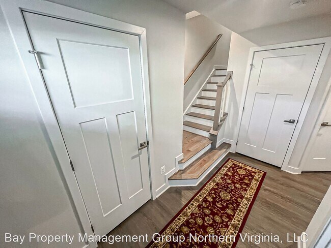 Building Photo - 4 br, 4 bath House - 42522 Tiber Falls Sq