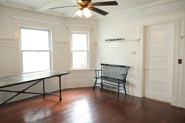 Dining Room - 40 Manchester Pl