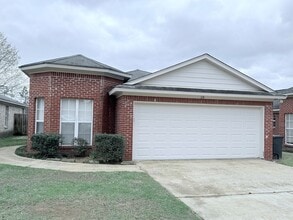 Building Photo - 119 Chinkapin Loop