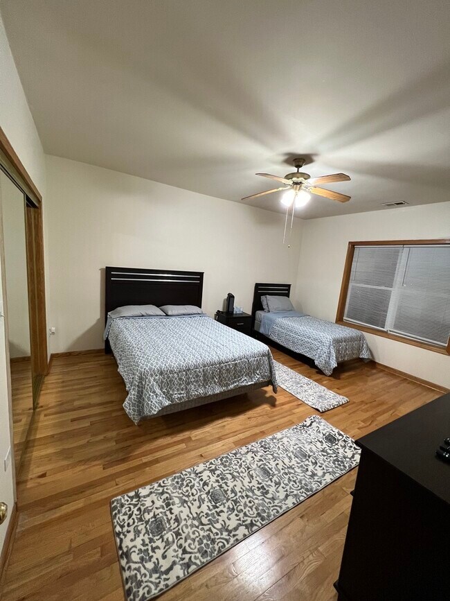 Foto del edificio - 5336 S Calumet Ave