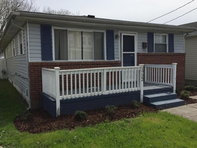 Photo - 1722 Selden Ave House