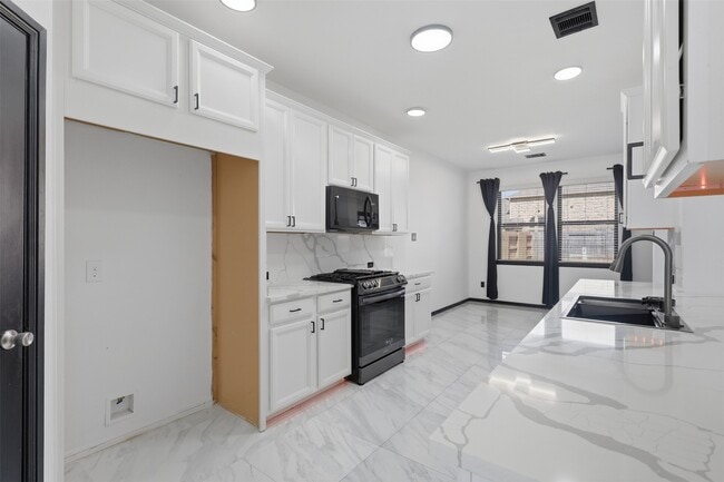 Foto del edificio - 27947 Hendrix Park Dr