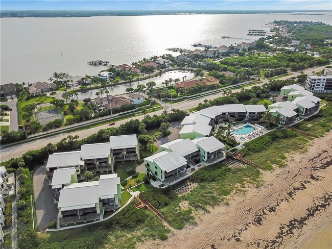 Foto del edificio - 2355 NE Ocean Blvd