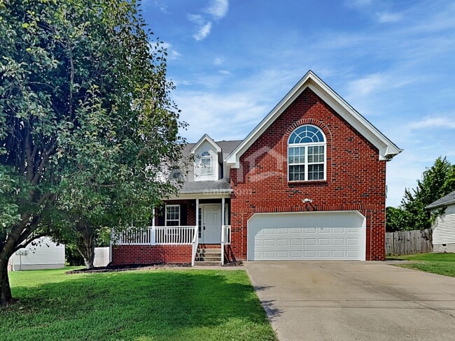 Building Photo - 717 Veneta View Dr