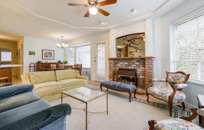 Building Photo - 20560 124A Av