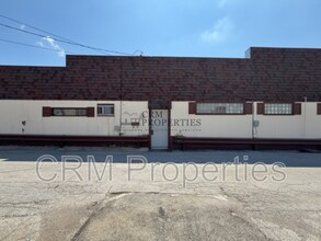 Building Photo - 121 S Independence St