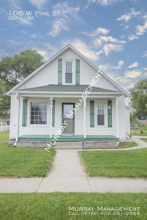 Building Photo - 106 W Pine St