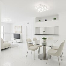 Building Photo - 17150 N Bay Rd