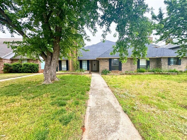 Foto del edificio - 6913 N Spinnaker Ln