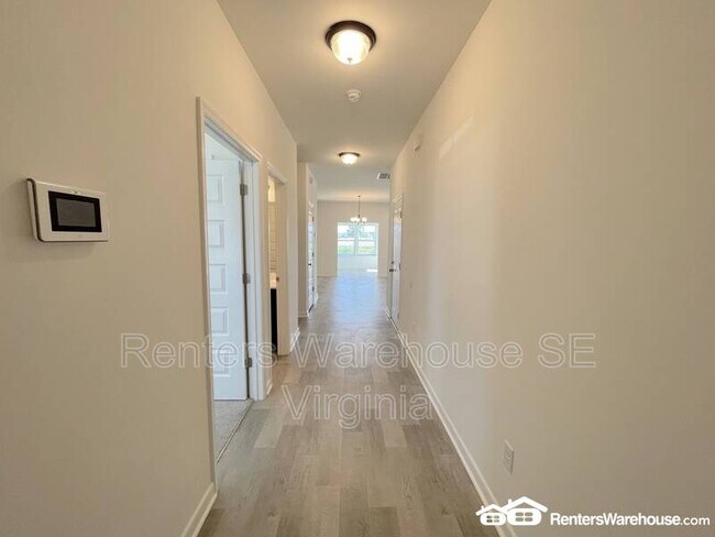Foto del edificio - 173 Peck Ln
