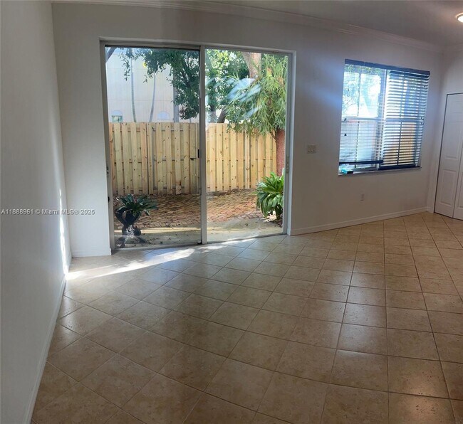Foto del edificio - 12458 SW 125th Terrace