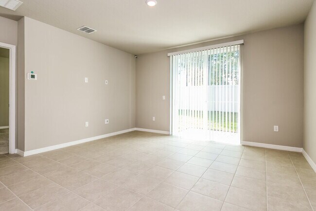 Foto del edificio - 857 Rivers Crossing St