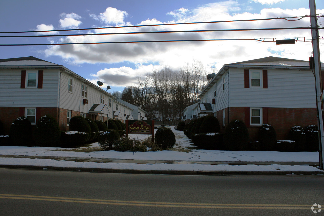 Building Photo - Cedar Ridge Apartments