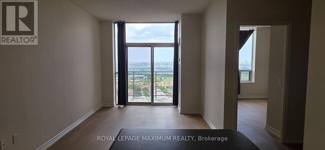 Building Photo - 55 Strathaven Dr