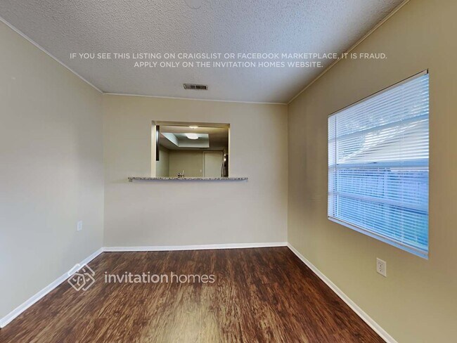 Foto del edificio - 851 Woodgate Trail