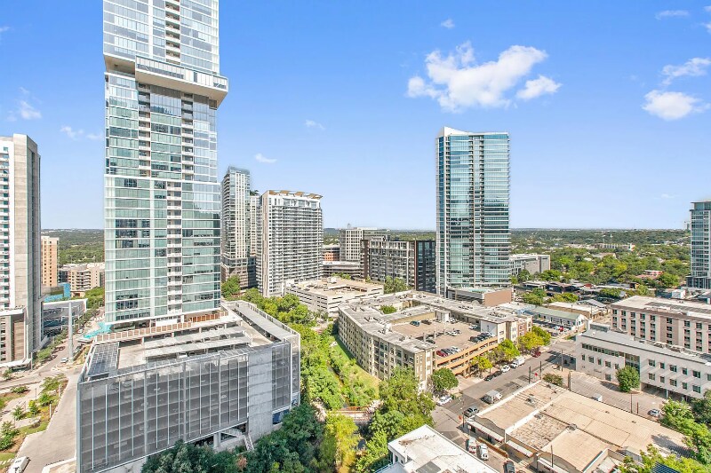 Foto principal - 360 Nueces St