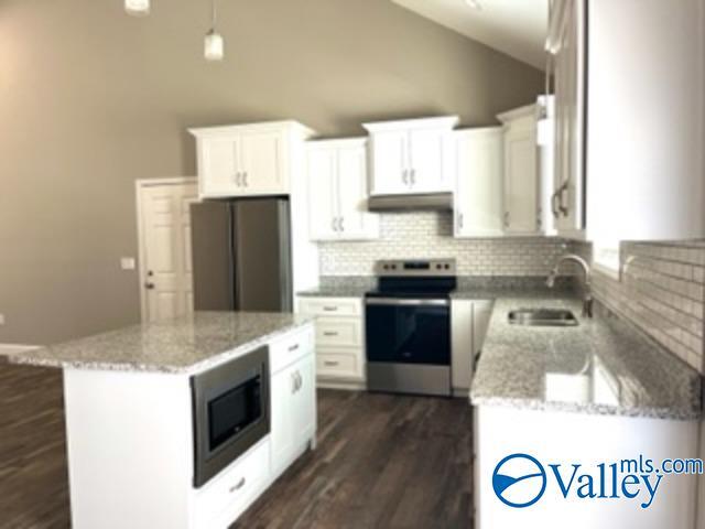 Foto del edificio - 100 Old Glory Ln