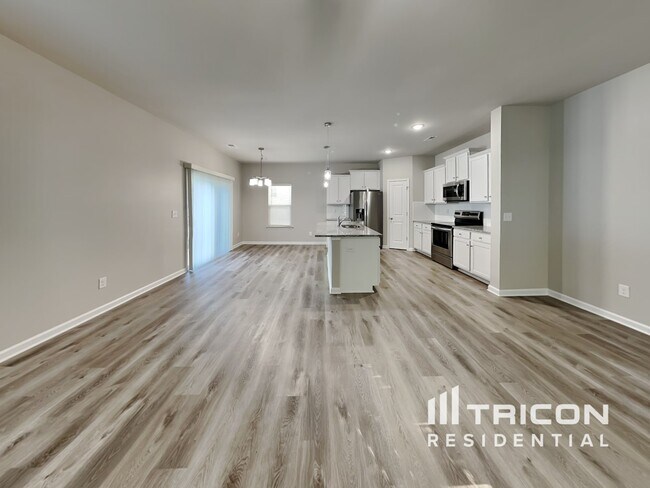 Building Photo - 220 Spring Knoll Drive Charlotte NC