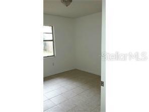 Building Photo - 1721 Birchwood Cir
