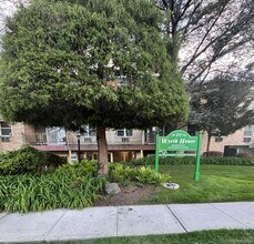 Building Photo - 157 Hempstead Ave